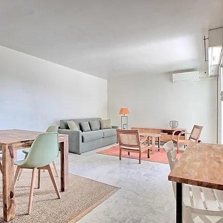 Apartment Juan Plages